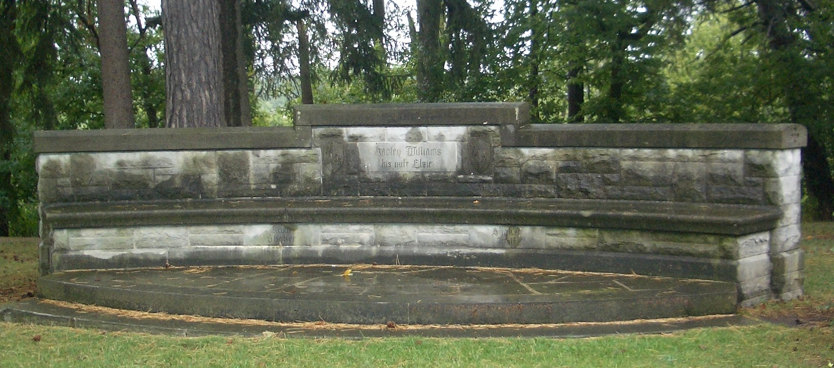 Hadley Brinsmead williams' grave